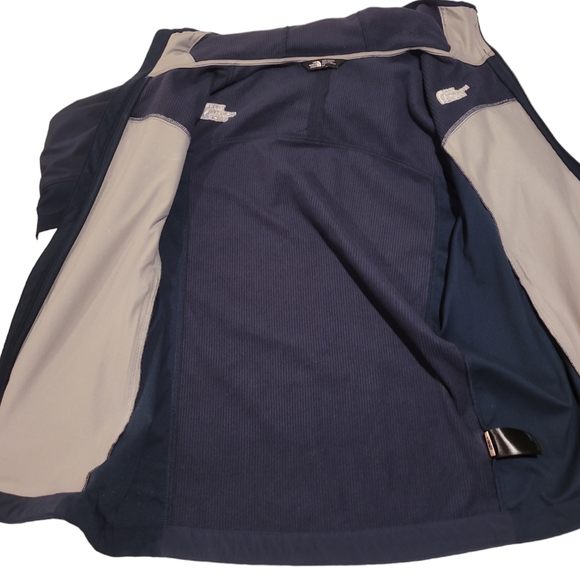 The North Face Men's Small Hooded Full Zip Jacket - Picture 3 of 10